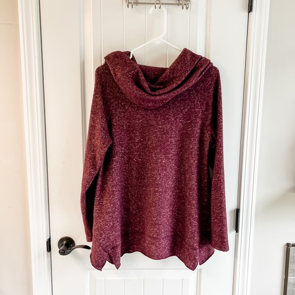 Soft Surroundings Burgundy Marled Cowl Neck Long Sleeve Asymmetrical Hem Size S - Picture 3 of 8